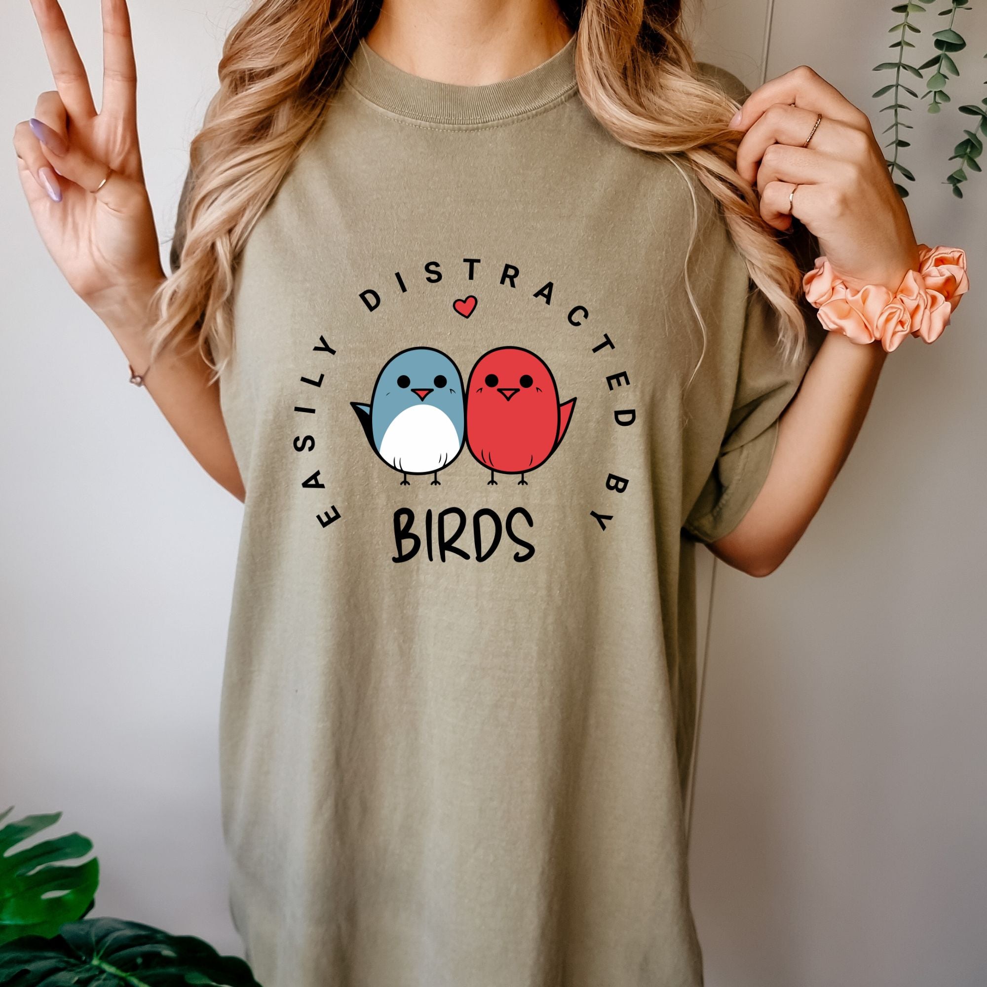 Easily Distracted By Birds - Birds Nerd T-shirt